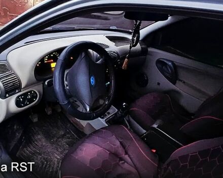 Сірий ВАЗ Kalina, об'ємом двигуна 1.5 л та пробігом 188 тис. км за 2000 $, фото 4 на Automoto.ua