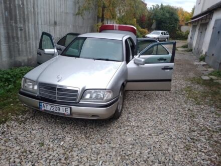 Серый ВАЗ Калина, объемом двигателя 1.8 л и пробегом 250 тыс. км за 3278 $, фото 1 на Automoto.ua