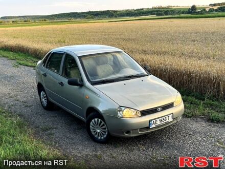 Серый ВАЗ Kalina, объемом двигателя 1.6 л и пробегом 170 тыс. км за 1599 $, фото 1 на Automoto.ua