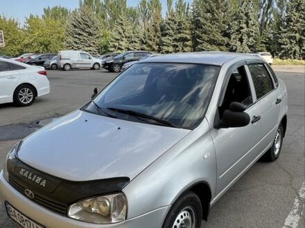 Серый ВАЗ Калина, объемом двигателя 1.6 л и пробегом 201 тыс. км за 2000 $, фото 1 на Automoto.ua