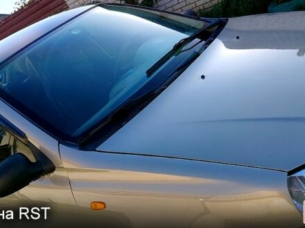 Серый ВАЗ Kalina, объемом двигателя 1.6 л и пробегом 180 тыс. км за 2300 $, фото 1 на Automoto.ua