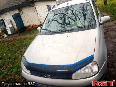 Серый ВАЗ Kalina, объемом двигателя 1.6 л и пробегом 145 тыс. км за 2000 $, фото 1 на Automoto.ua