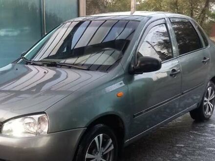 Серый ВАЗ Калина, объемом двигателя 1.6 л и пробегом 159 тыс. км за 2000 $, фото 1 на Automoto.ua