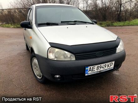 Серый ВАЗ Kalina, объемом двигателя 1.4 л и пробегом 231 тыс. км за 1750 $, фото 1 на Automoto.ua