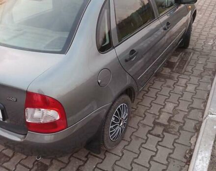 Серый ВАЗ Калина, объемом двигателя 1.6 л и пробегом 34 тыс. км за 3500 $, фото 1 на Automoto.ua