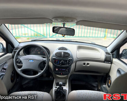 Синий ВАЗ Kalina, объемом двигателя 1.6 л и пробегом 111 тыс. км за 3200 $, фото 11 на Automoto.ua