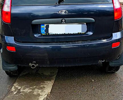 Синий ВАЗ Kalina, объемом двигателя 1.6 л и пробегом 233 тыс. км за 2100 $, фото 1 на Automoto.ua