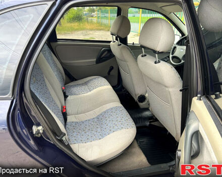 Синий ВАЗ Kalina, объемом двигателя 1.6 л и пробегом 111 тыс. км за 3200 $, фото 9 на Automoto.ua