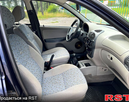 Синий ВАЗ Kalina, объемом двигателя 1.6 л и пробегом 111 тыс. км за 3200 $, фото 10 на Automoto.ua