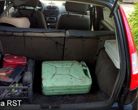 Синий ВАЗ Kalina, объемом двигателя 1.4 л и пробегом 270 тыс. км за 1500 $, фото 4 на Automoto.ua