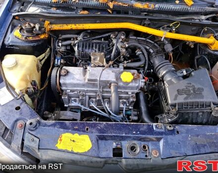 Синий ВАЗ Kalina, объемом двигателя 1.6 л и пробегом 200 тыс. км за 1300 $, фото 7 на Automoto.ua