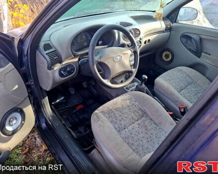 Синий ВАЗ Kalina, объемом двигателя 1.6 л и пробегом 200 тыс. км за 1300 $, фото 6 на Automoto.ua