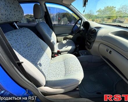 Синий ВАЗ Kalina, объемом двигателя 1.4 л и пробегом 170 тыс. км за 2990 $, фото 7 на Automoto.ua