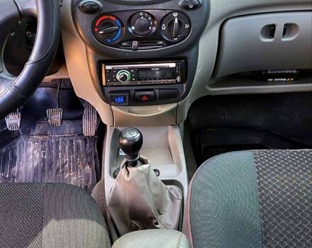 Синий ВАЗ Kalina, объемом двигателя 1.4 л и пробегом 90 тыс. км за 3000 $, фото 7 на Automoto.ua