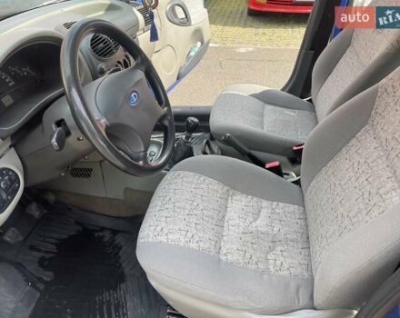 Синий ВАЗ Калина, объемом двигателя 1.6 л и пробегом 138 тыс. км за 2000 $, фото 9 на Automoto.ua