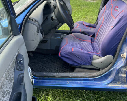 Синій ВАЗ Калина, об'ємом двигуна 1.6 л та пробігом 121 тис. км за 1206 $, фото 18 на Automoto.ua