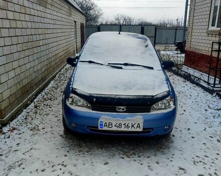 Синий ВАЗ Kalina, объемом двигателя 1.6 л и пробегом 160 тыс. км за 2200 $, фото 2 на Automoto.ua