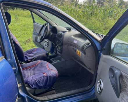 Синій ВАЗ Калина, об'ємом двигуна 1.6 л та пробігом 121 тис. км за 1206 $, фото 8 на Automoto.ua