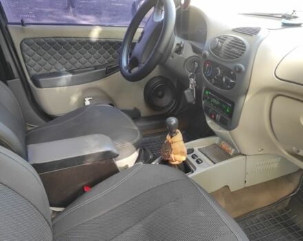 Синий ВАЗ Калина, объемом двигателя 1.6 л и пробегом 240 тыс. км за 2000 $, фото 8 на Automoto.ua