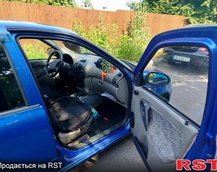 Синий ВАЗ Kalina, объемом двигателя 1.6 л и пробегом 179 тыс. км за 2517 $, фото 4 на Automoto.ua
