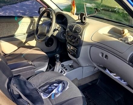 Синий ВАЗ Калина, объемом двигателя 1.6 л и пробегом 222 тыс. км за 2600 $, фото 4 на Automoto.ua