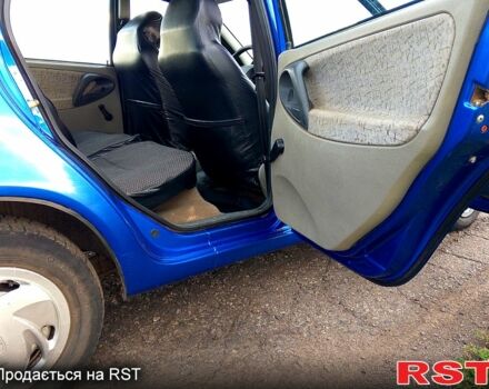 Синий ВАЗ Kalina, объемом двигателя 1.6 л и пробегом 95 тыс. км за 2000 $, фото 9 на Automoto.ua