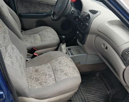 Синий ВАЗ Калина, объемом двигателя 1.6 л и пробегом 265 тыс. км за 2100 $, фото 9 на Automoto.ua