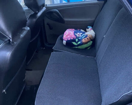 Синий ВАЗ Калина, объемом двигателя 1.6 л и пробегом 176 тыс. км за 2000 $, фото 4 на Automoto.ua