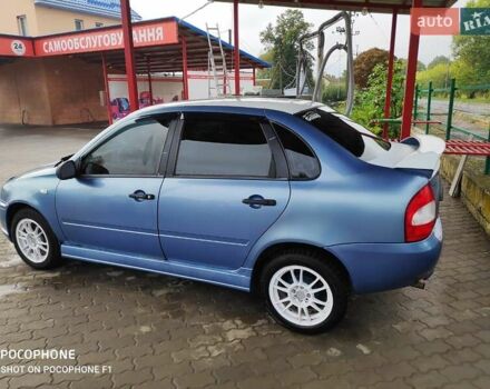 Синий ВАЗ Калина, объемом двигателя 1.6 л и пробегом 165 тыс. км за 2000 $, фото 1 на Automoto.ua