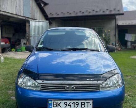 Синий ВАЗ Калина, объемом двигателя 1.6 л и пробегом 121 тыс. км за 2100 $, фото 2 на Automoto.ua