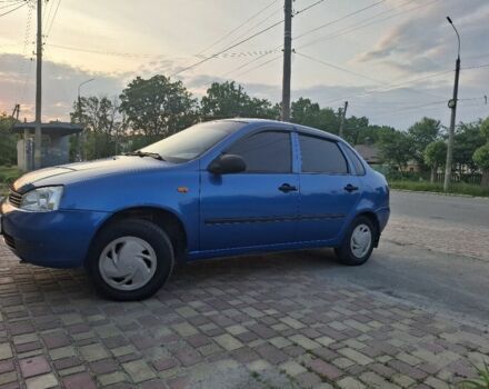 Синий ВАЗ Калина, объемом двигателя 1.6 л и пробегом 113 тыс. км за 2400 $, фото 2 на Automoto.ua