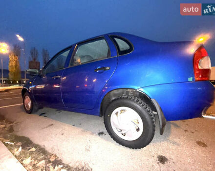 Синий ВАЗ Калина, объемом двигателя 1.5 л и пробегом 62 тыс. км за 2000 $, фото 5 на Automoto.ua