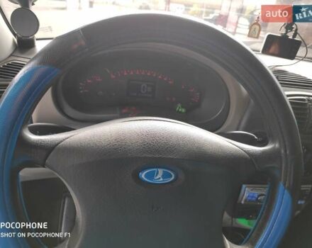 Синий ВАЗ Калина, объемом двигателя 1.6 л и пробегом 165 тыс. км за 2000 $, фото 16 на Automoto.ua