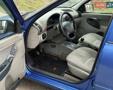 Синій ВАЗ Калина, об'ємом двигуна 1.6 л та пробігом 186 тис. км за 2200 $, фото 6 на Automoto.ua