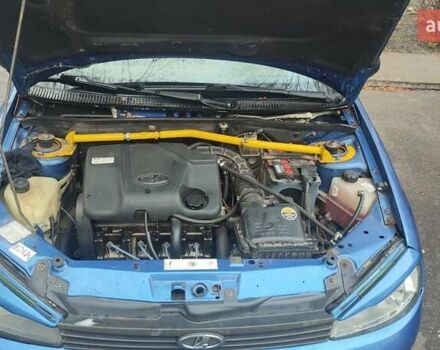 Синий ВАЗ Калина, объемом двигателя 1.6 л и пробегом 160 тыс. км за 1900 $, фото 1 на Automoto.ua