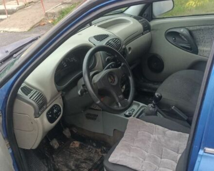 Синий ВАЗ Калина, объемом двигателя 1.6 л и пробегом 373 тыс. км за 1313 $, фото 5 на Automoto.ua