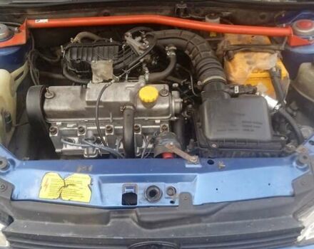 Синий ВАЗ Калина, объемом двигателя 1.6 л и пробегом 172 тыс. км за 2200 $, фото 2 на Automoto.ua