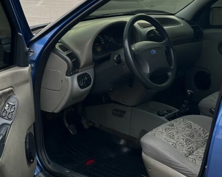 Синий ВАЗ Калина, объемом двигателя 1.6 л и пробегом 192 тыс. км за 2100 $, фото 7 на Automoto.ua