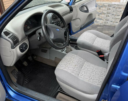 Синий ВАЗ Калина, объемом двигателя 1.6 л и пробегом 113 тыс. км за 2750 $, фото 6 на Automoto.ua