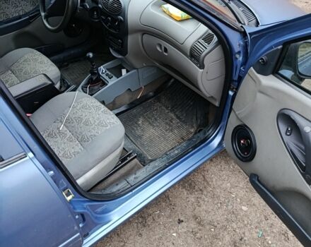 Синий ВАЗ Калина, объемом двигателя 1.6 л и пробегом 216 тыс. км за 1700 $, фото 2 на Automoto.ua