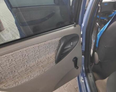 Синий ВАЗ Калина, объемом двигателя 1.6 л и пробегом 165 тыс. км за 2000 $, фото 13 на Automoto.ua