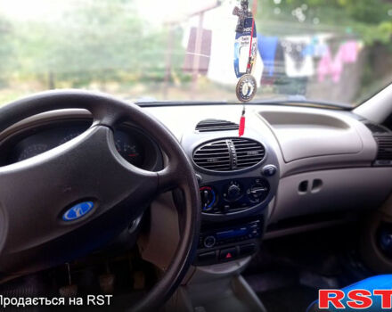 Синий ВАЗ Kalina, объемом двигателя 1.6 л и пробегом 100 тыс. км за 2500 $, фото 5 на Automoto.ua