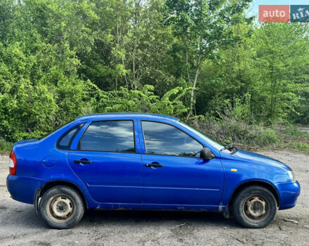 Синий ВАЗ Калина, объемом двигателя 1.6 л и пробегом 118 тыс. км за 1800 $, фото 2 на Automoto.ua