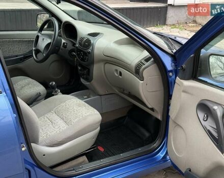 Синій ВАЗ Калина, об'ємом двигуна 1.6 л та пробігом 186 тис. км за 2200 $, фото 10 на Automoto.ua
