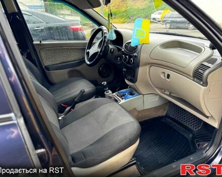 Синий ВАЗ Калина, объемом двигателя 1.6 л и пробегом 114 тыс. км за 3000 $, фото 3 на Automoto.ua
