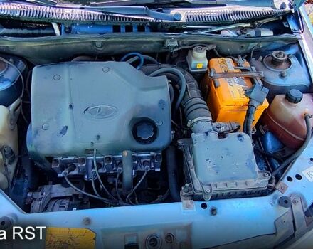 Синий ВАЗ Kalina, объемом двигателя 1.6 л и пробегом 162 тыс. км за 2100 $, фото 1 на Automoto.ua