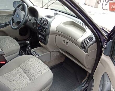 Синій ВАЗ Калина, об'ємом двигуна 1.6 л та пробігом 160 тис. км за 1700 $, фото 7 на Automoto.ua