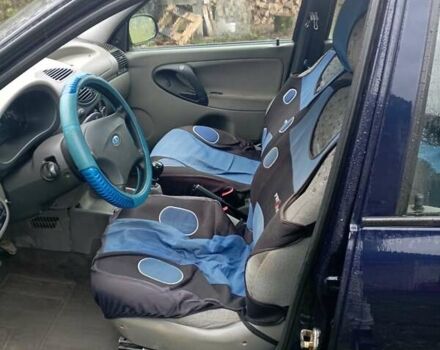 Синий ВАЗ Калина, объемом двигателя 1.6 л и пробегом 140 тыс. км за 1400 $, фото 4 на Automoto.ua