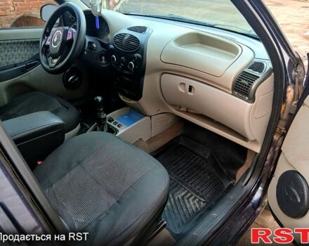 Синій ВАЗ Kalina, об'ємом двигуна 1.6 л та пробігом 175 тис. км за 1800 $, фото 6 на Automoto.ua