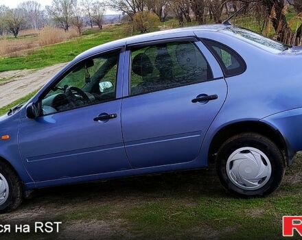 Синий ВАЗ Kalina, объемом двигателя 16 л и пробегом 113 тыс. км за 2700 $, фото 2 на Automoto.ua